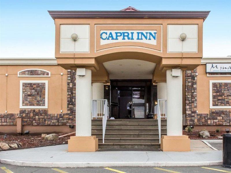 Rodeway Inn Capri Little Ferry Exterior photo